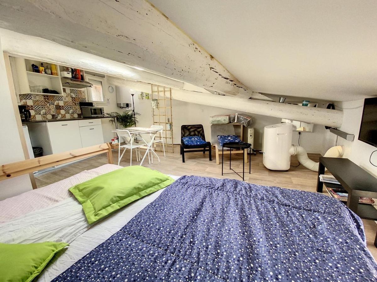 Petit St Louis Studio Mansarde Atypique Climatise Сет Экстерьер фото